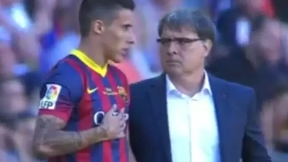 Tello se molestó con Martino por meterlo al campo en el minuto 90