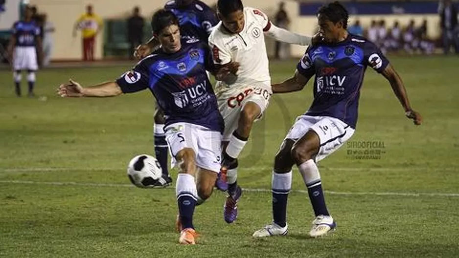 Universitario logró valioso empate con 10 hombres ante la César Vallejo 