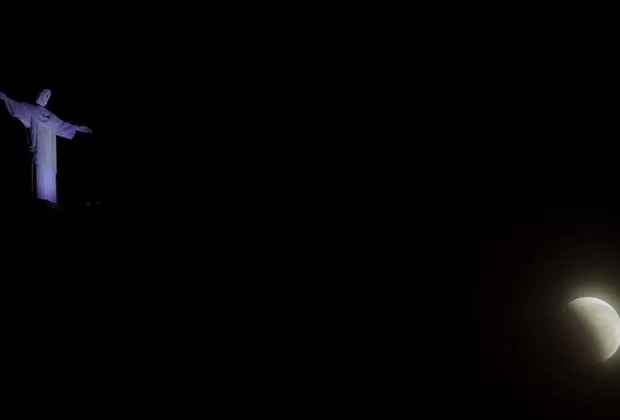 Estas son las fotos más cautivantes de la “Superluna de sangre”