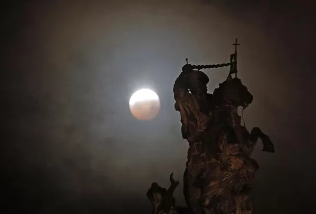 Estas son las fotos más cautivantes de la “Superluna de sangre”