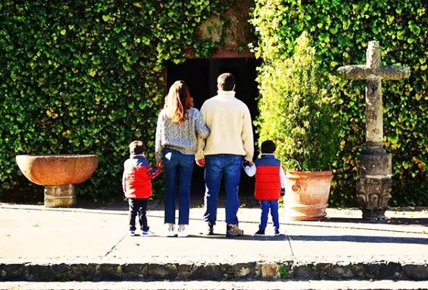 Eduardo Capetillo y Biby Gaytán se preparan para celebrar 25 años de matrimonio