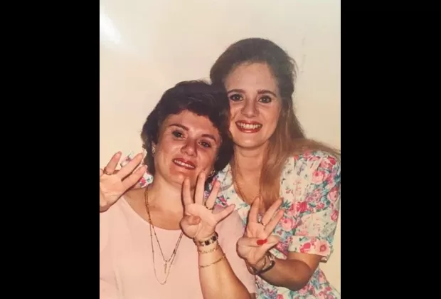 Erika Buenfil impacta al revelar el gran parecido entre ella y su hermana Martha