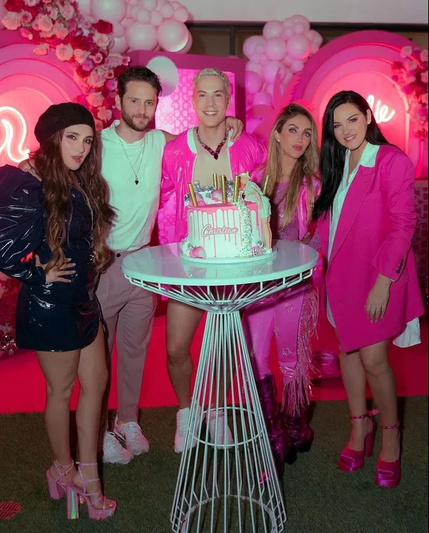 Christian Chávez adelantó su cumpleaños 40 con fiesta Barbie / Foto: IG Christian Chávez