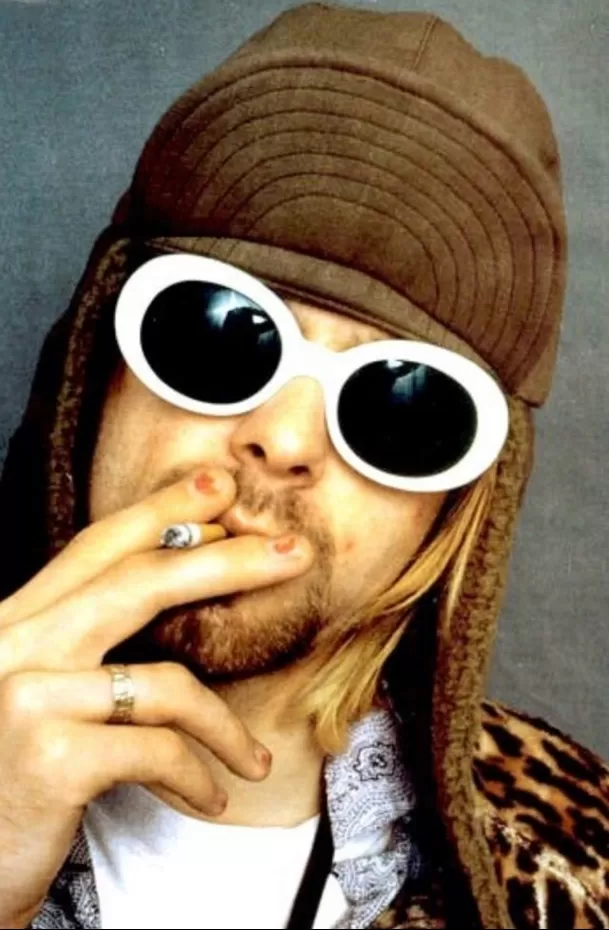 Kurt Cobain posó para el lente de Jesse Frohman / Fuente: @RelatocuriosoK