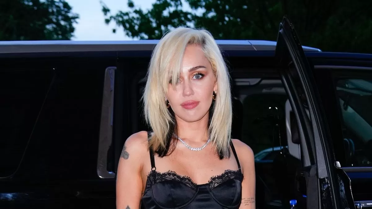  Miley afirmó que el acosador le envió una carta desde la prisión indicando su intención de ir a su casa, y él cumplió. Fuente: Instagram