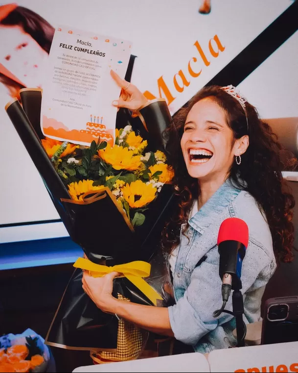 Macla Yamada recibió sus flores amarillas el 21 de septiembre y no habrían sido enviadas por Fernando Niño / IG: @andreadiaz.photo Macla Yamada recibió sus flores amarillas el 21 de septiembre y no habrían sido enviadas por Fernando Niño / IG: @andreadiaz.photo
