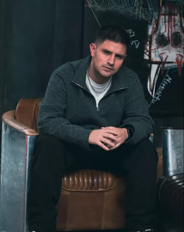 El recordado actor de De vuelta al barrio compartió una emotiva despedida tras la muerte de su abuelo Richard, a quien describió como uno de los hombres más importantes de su vida Foto: IG @gabriel_rondon_oficial El recordado actor de De vuelta al barrio compartió una emotiva despedida tras la muerte de su abuelo Richard, a quien describió como uno de los hombres más importantes de su vida Foto: IG @gabriel_rondon_oficial