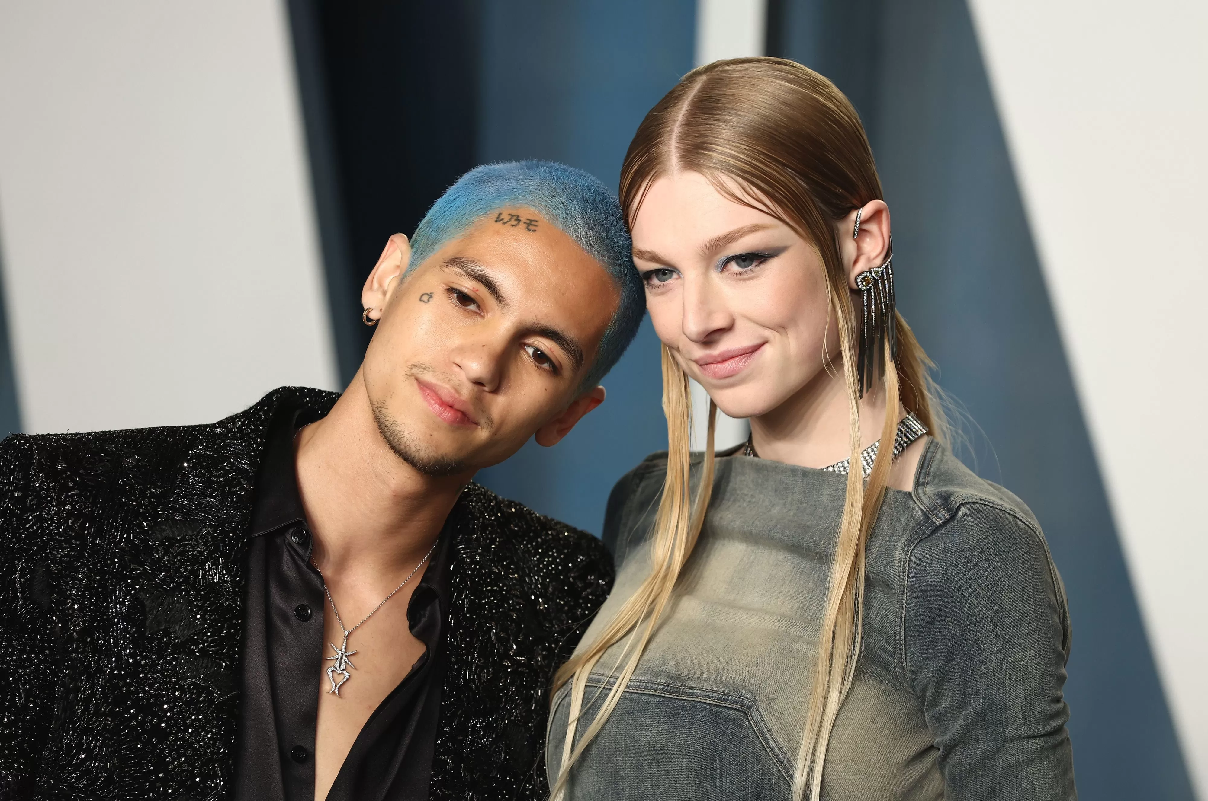 Dominic Fike terminó su relación con Hunter Schafer tras ser vinculados desde enero de 2022. Fuente: AFP