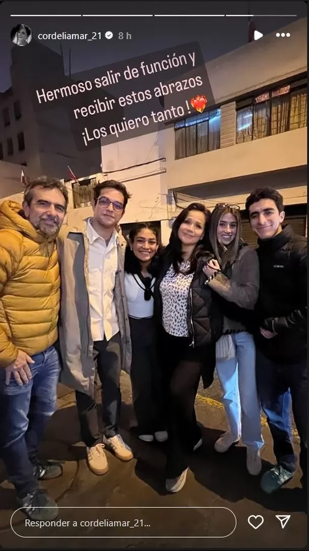 Excompañeros de 'Al Fondo Hay Sitio' sorprendieron a Mónica Sánchez en el teatro /Foto: Instagram