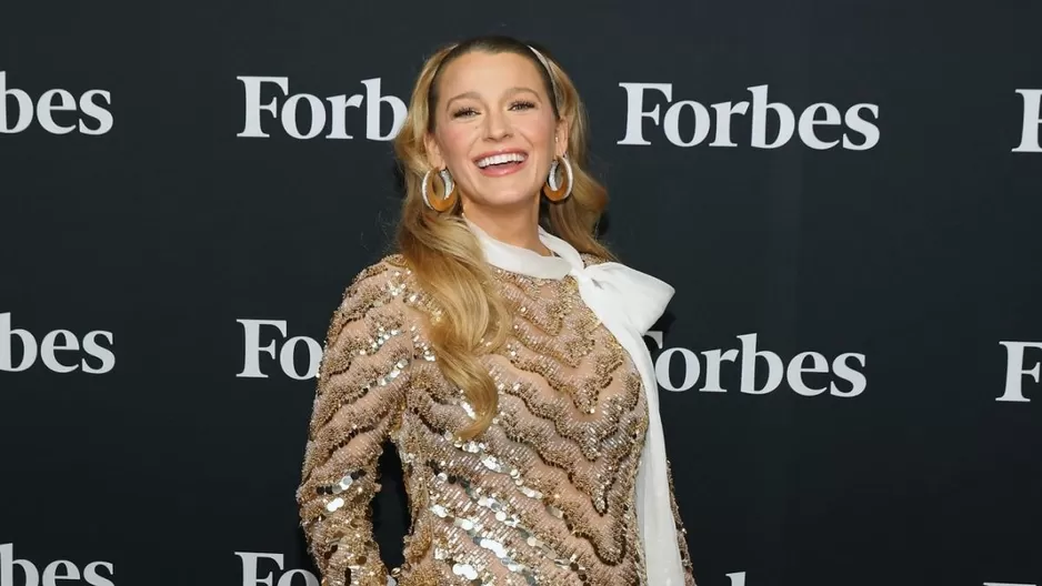 Actriz Blake Lively anunció su cuarto embarazo con sorprendente vestido / Foto: People 