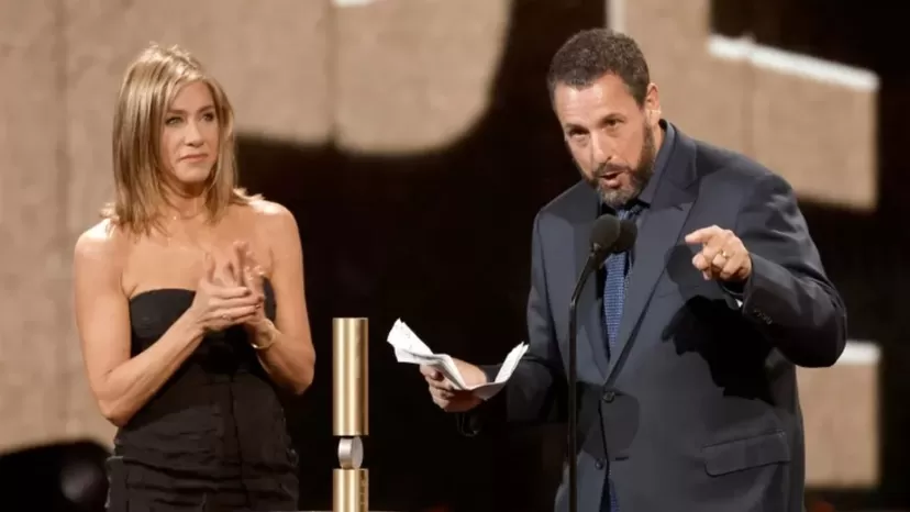 El emotivo reencuentro entre Adam Sandler y Jennifer Aniston