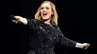 Adele dejaría los escenarios para cuidar a su hijo 