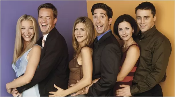 Elenco de 'Friends' llegó al funeral de Matthew Perry / Foto: Warner 