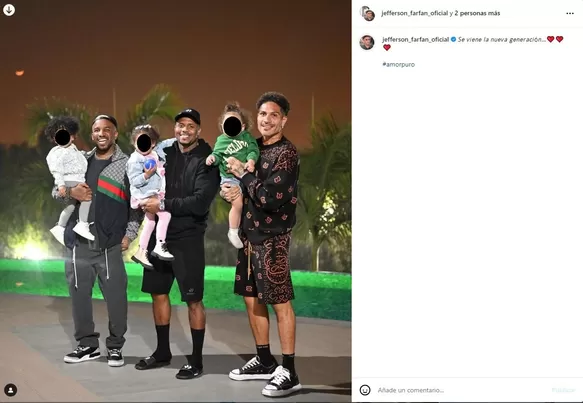 Fotografía en casa de Jefferson Farfán durante la reunión junto a sus hijos/Foto: Instagram