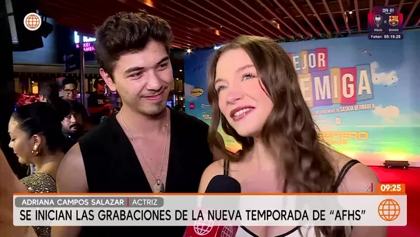 Las declaraciones de Adriana sobre Valentino se dieron delante de Thiago Vernal, su pareja. Foto: América TV Las declaraciones de Adriana sobre Valentino se dieron delante de Thiago Vernal, su pareja. Foto: América TV