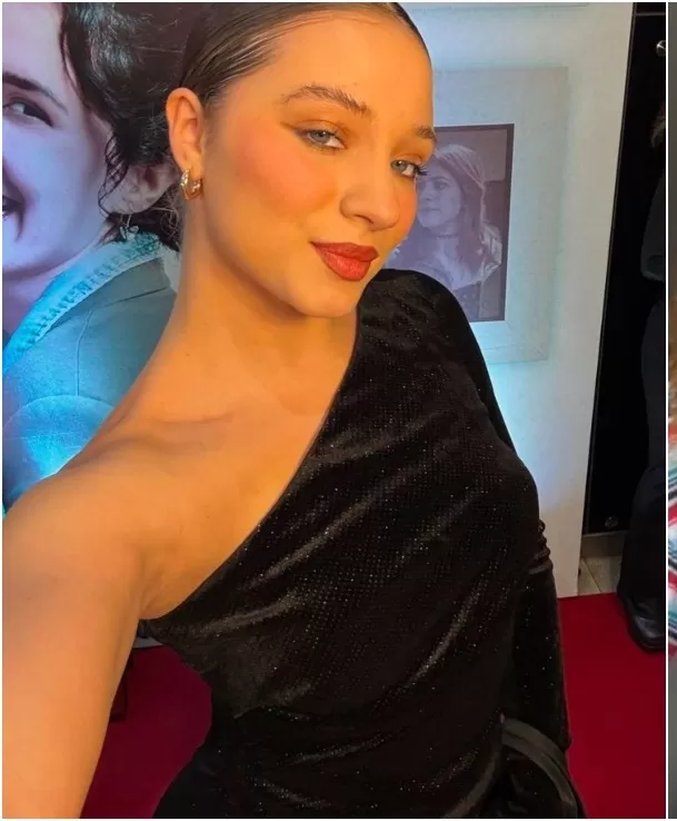 ejos de evitar el tema, Adriana Campos Salazar respondió con naturalidad. Foto: Instagram