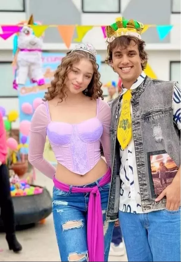 Gabriel Meneses y Adriana Campos Salazar encarnan a Valentino y Maripaz. Foto: Al fondo hay sitio