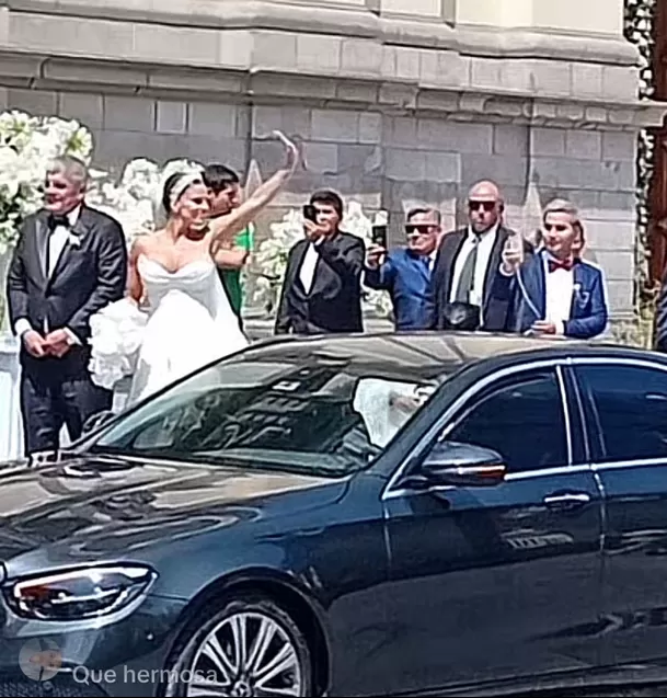 Alejandra Baigorrria en la iglesia San Pedro / Ric La Torre