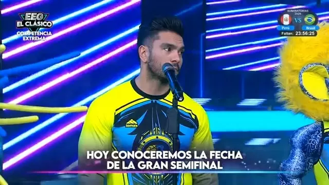 Alejandra Baigorria se mostró incómoda con la barba de Rafael Cardozo. Fuente: AméricaTV