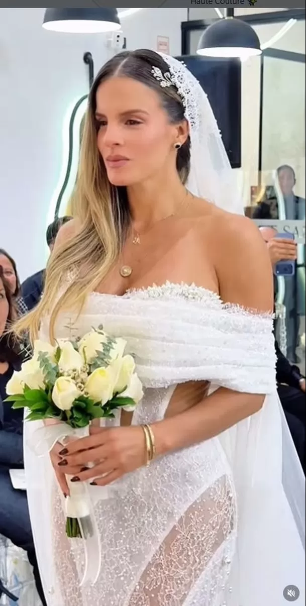 Alejandra Baigorria fue la musa principal de la nueva colección de Angélica García. Foto: Instagram 