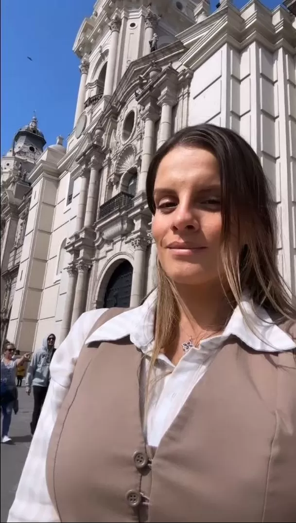 Alejandra Baigorria alertó a sus seguidores con una fotografía al exterior de la Iglesia del Sagrario ubicada al lado de la Catedral de Lima/Foto: Instagram