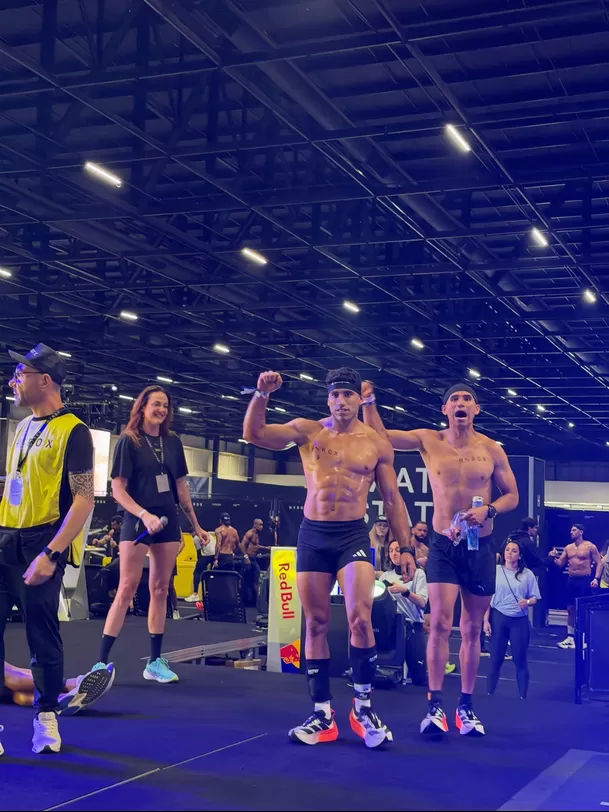 Alejandra Baigorria se hizo notar durante la competencia de Said Palao en Brasil. El chico reality terminó orgulloso de su primer Hyrox y también celebró el logro de su esposa Video: IG @saidpalaofit Alejandra Baigorria se hizo notar durante la competencia de Said Palao en Brasil. El chico reality terminó orgulloso de su primer Hyrox y también celebró el logro de su esposa Video: IG @saidpalaofit