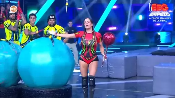 Alejandra Baigorria volvió a dejar clara su postura sobre los presuntos “engreimientos” de los guerreros. Foto: América TV Alejandra Baigorria volvió a dejar clara su postura sobre los presuntos “engreimientos” de los guerreros. Foto: América TV