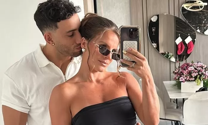 Ale Baigorria y Said Palao transmitirían boda en Youtbe