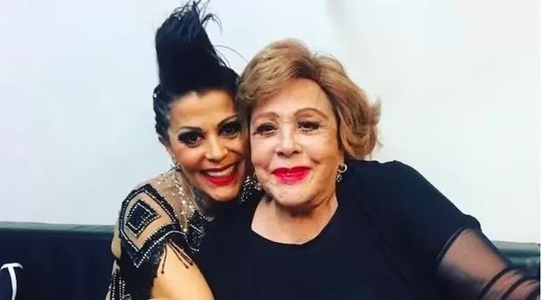 Alejandra Guzmán junto a su madre Silvia Pinal / Instagram Alejandra Guzmán junto a su madre Silvia Pinal / Instagram
