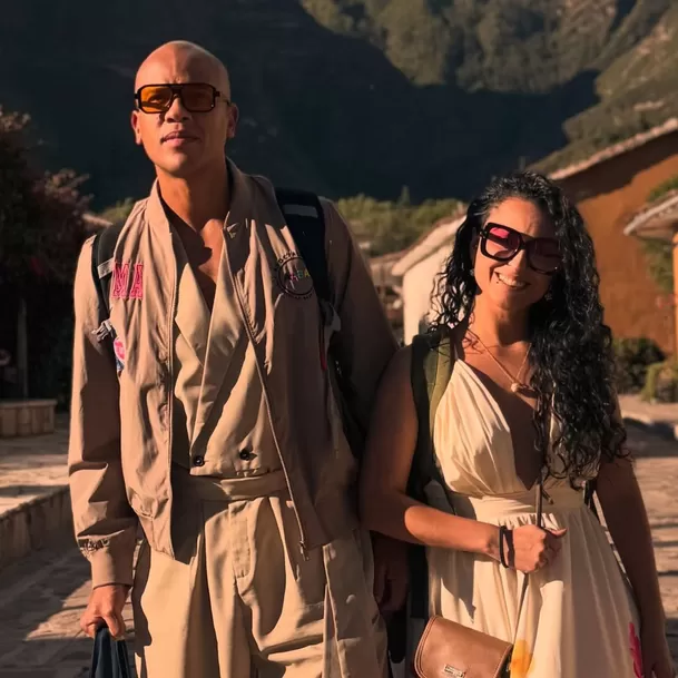 Alejandro Villagomez junto a su novia Nube Lavaud y Erick Elera se emocionó / IG: alevillagomezoficial