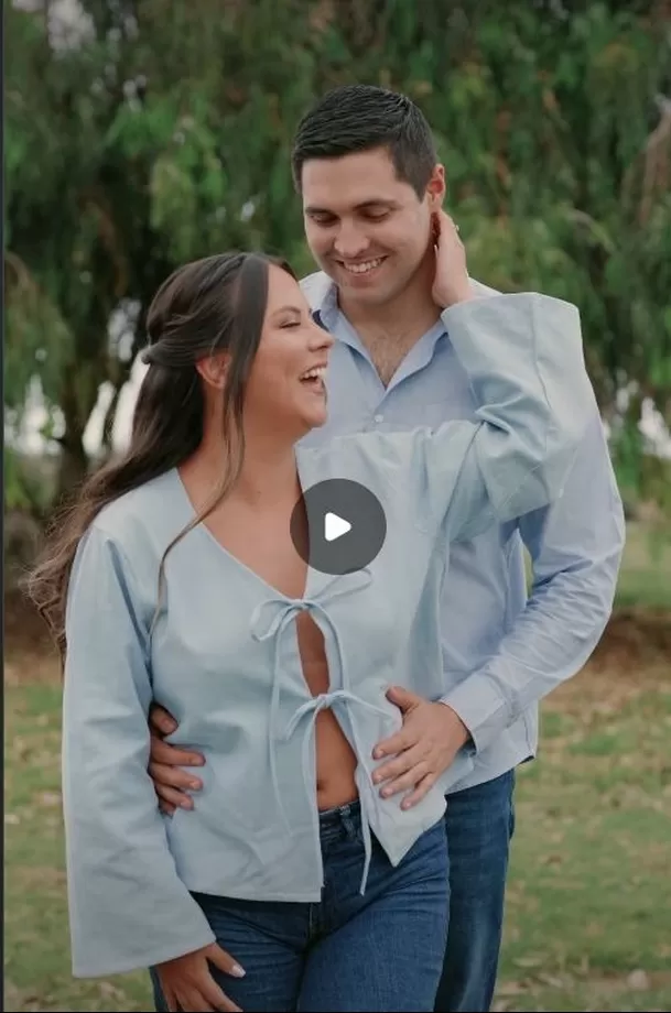 A pocas horas de su matrimonio, Aleska Zambrano publicó un romántico video junto a su prometido, Manolo Rodríguez, emocionando a sus seguidores con inéditas imágenes de ambos A pocas horas de su matrimonio, Aleska Zambrano publicó un romántico video junto a su prometido, Manolo Rodríguez, emocionando a sus seguidores con inéditas imágenes de ambos