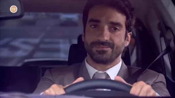 Alessia intentó fingir que todo estaba bien delante de su novio. Foto: América TV Alessia intentó fingir que todo estaba bien delante de su novio. Foto: América TV