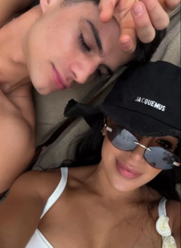 La esposa de Erick Elera sorprendió al revelar cuál fue su reacción cuando comenzaron a viralizarse las imágenes de Onelia Molina y Kevin Díaz caminando de la mano durante su viaje a Colombia. Foto: @oneliamolina_ La esposa de Erick Elera sorprendió al revelar cuál fue su reacción cuando comenzaron a viralizarse las imágenes de Onelia Molina y Kevin Díaz caminando de la mano durante su viaje a Colombia. Foto: @oneliamolina_