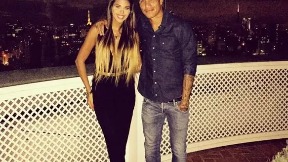 Alondra García Miró y Paolo Guerrero. Foto: Twitter Oficial 