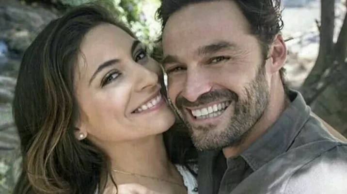 Ana Brenda Contreras acepta relación amorosa con Iván Sánchez. Foto: telenovelas Ana Brenda Contreras acepta relación amorosa con Iván Sánchez. Foto: telenovelas