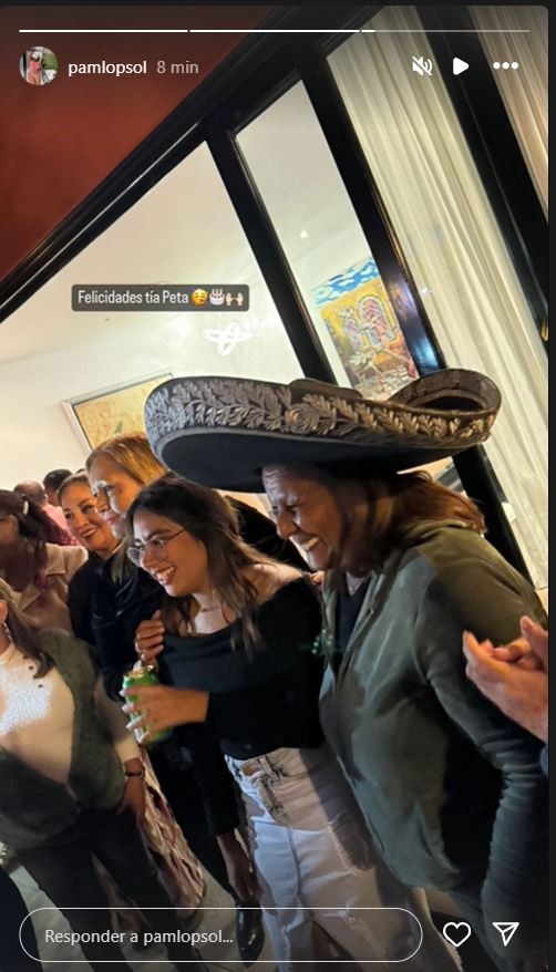 Doña Peta festejó cu cumpleaños con las madres de la selección de fútbol y sus esposas/Foto: Instagram