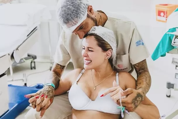 Ana Paula Consorte confirmó con esta fotografía que retomó su relación con Paolo Guerrero en mrazo de este año/Foto: Instagram