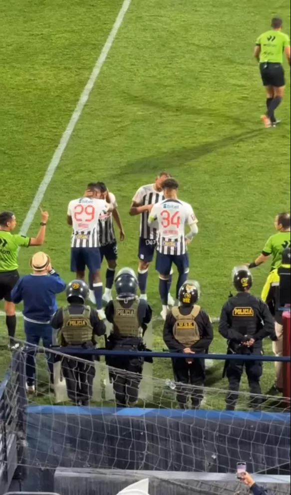 Ana Paula Consorte grabo debut de Paolo Guerrero con Alianza Lima. Fuente: Instagram