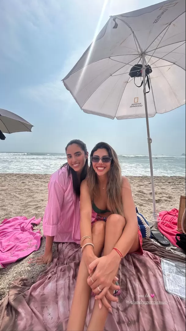Alondra García Miró en Punta Hermosa con amigas y familiares / Instagram