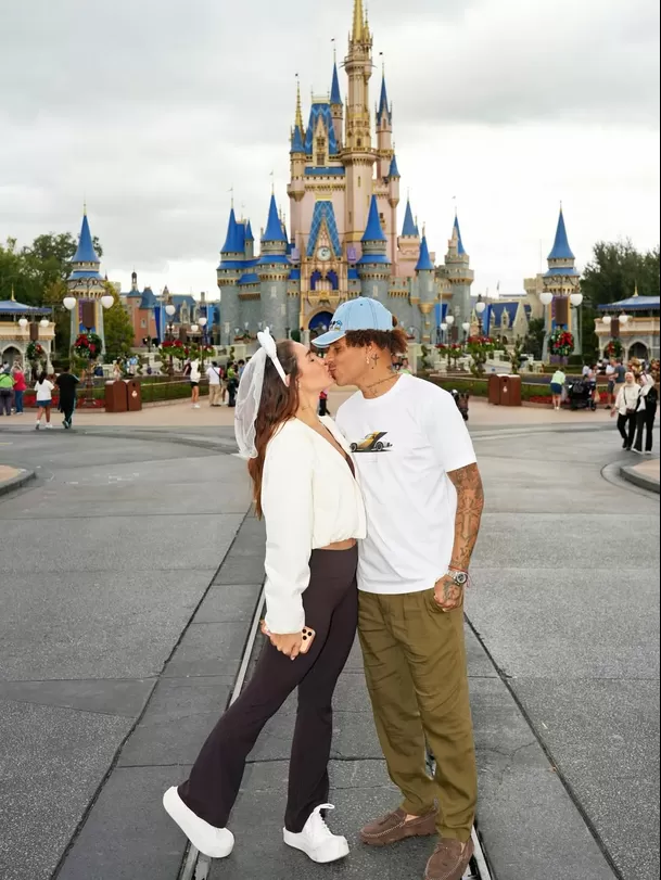¿Ana Paula Consorte y Paolo Guerrero se comprometieron en Disney? / Instagram