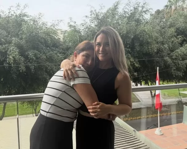 Analía Rodríguez regresó al Perú durante Fiestas Patrias y emocionó con su esperado reencuentro familiar. Foto: IG @analiarodriguezperu Analía Rodríguez regresó al Perú durante Fiestas Patrias y emocionó con su esperado reencuentro familiar. Foto: IG @analiarodriguezperu