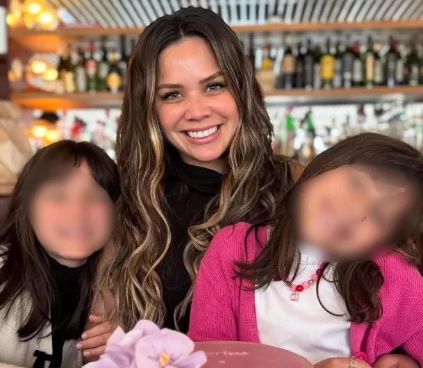 Andrea San Martín rompió su silencio tras ser detenida por presunto maltrato contra su hija menor. Foto: Instagram @mama.porpartidadoble Andrea San Martín rompió su silencio tras ser detenida por presunto maltrato contra su hija menor. Foto: Instagram @mama.porpartidadoble