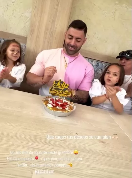 Sebastián Lizarzaburu de cumpleaños / Instagram