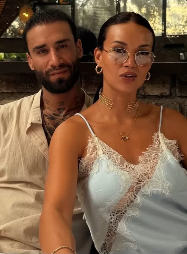 La exchica reality respondió qué cambió en su relación con Jota Benz desde que se convirtieron en padres y sorprendió al revelar cómo ahora ve al cantante dentro de su familia. Video: Instagram @angiearizaga La exchica reality respondió qué cambió en su relación con Jota Benz desde que se convirtieron en padres y sorprendió al revelar cómo ahora ve al cantante dentro de su familia. Video: Instagram @angiearizaga