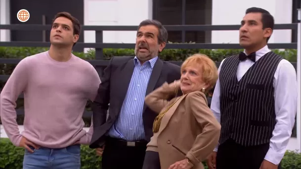 Antonia lanzó tremendo piedrón a Jimmy y casi lo desnuca. Fuente: AméricaTV