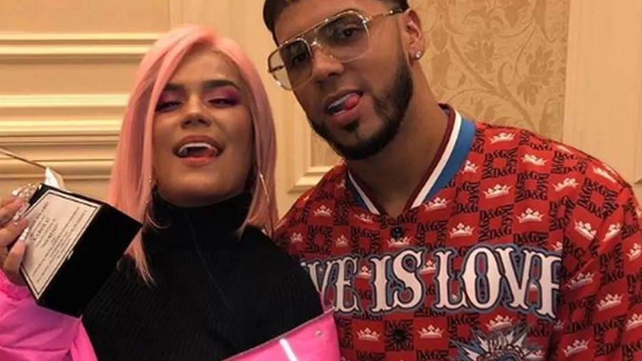 Anuel AA y Karol G sufrieron millonario robo en Chile