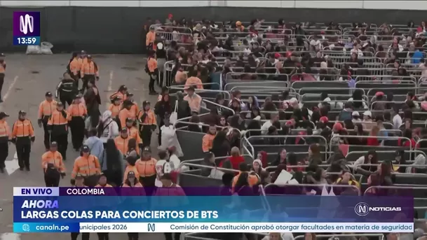 Cientos de fans llegaron desde la madrugada a los alrededores de El Campín para asegurar los primeros lugares en el esperado concierto de la agrupación surcoreana. Foto: Canal N Cientos de fans llegaron desde la madrugada a los alrededores de El Campín para asegurar los primeros lugares en el esperado concierto de la agrupación surcoreana. Foto: Canal N