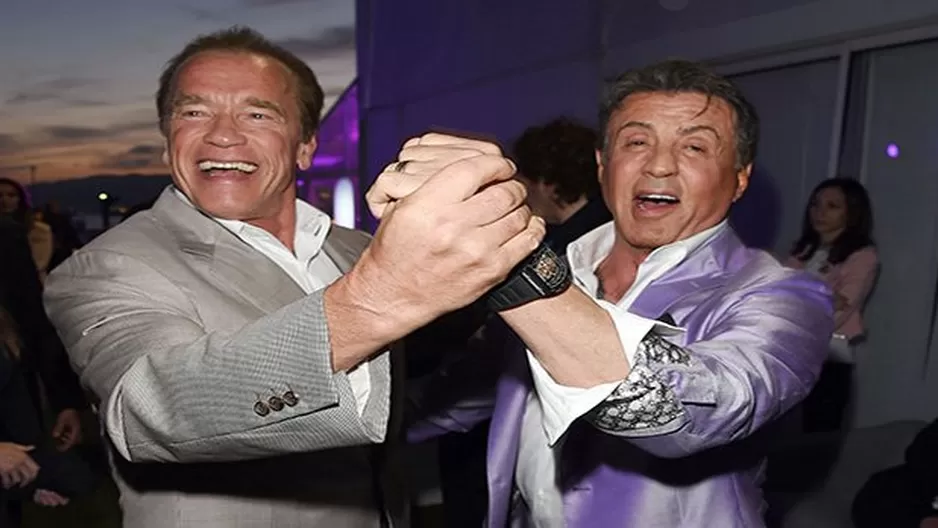 Arnold Schwarzenegger apoya a Sylvester Stallone. Foto: Composici&oacute;n