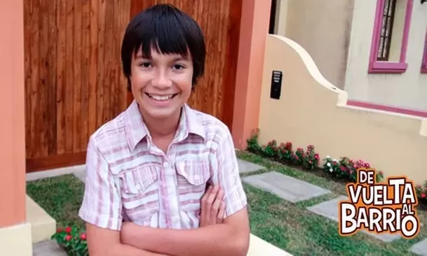 Samuel Sunderland, encarnó al tímido 'Pedrito', hijo menor de 'Pichón'. Tras su paso por 'De vuelta al barrio' se formó como guionista y director. Foto: América TV