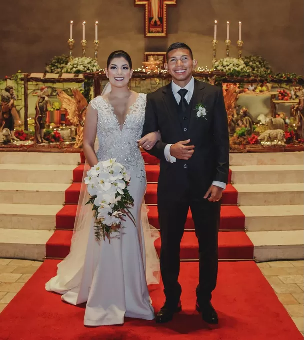 Edison Flores y Ana Siucho se casaron en diciembre de 2019. Fuente: Instagram